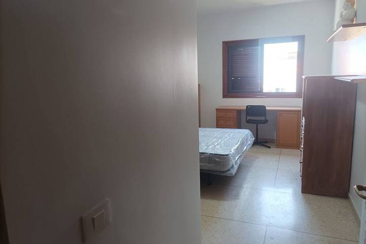 Chambre d’hôte pour 19 personnes, avec jacuzzi et piscine à Santa Cruz de Tenerife - 2