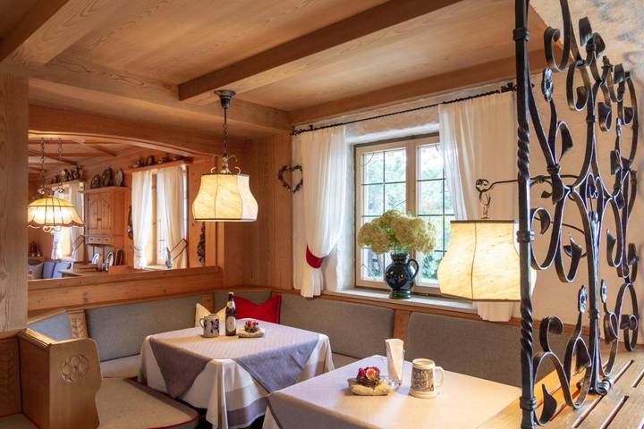 Ferienhaus für 2 Personen, mit Ausblick und Garten sowie Sauna in Seeg - 4