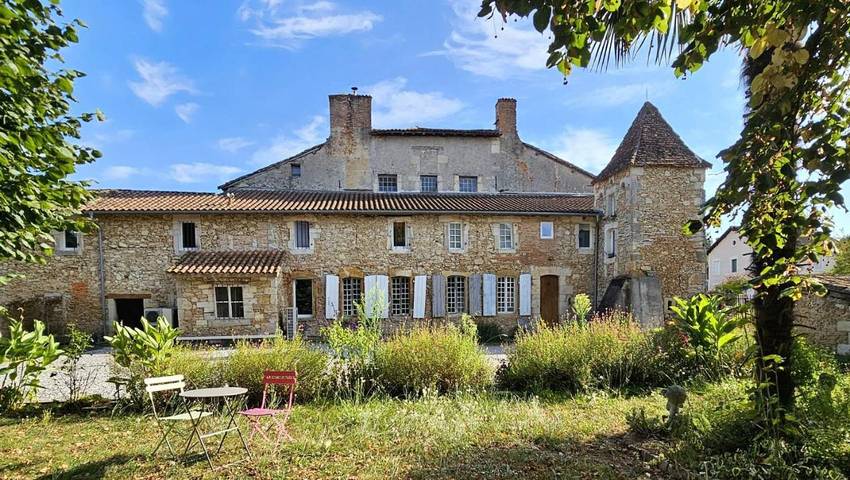Cottage pour 2 personnes, avec jardin et piscine ainsi que sauna et vue à Vicq-d'Auribat