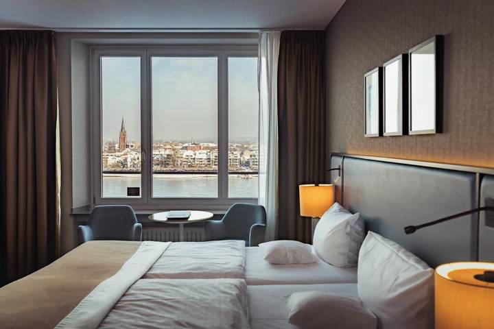 Hotel dla 3 osób, z Taras i Sauna w Bonn