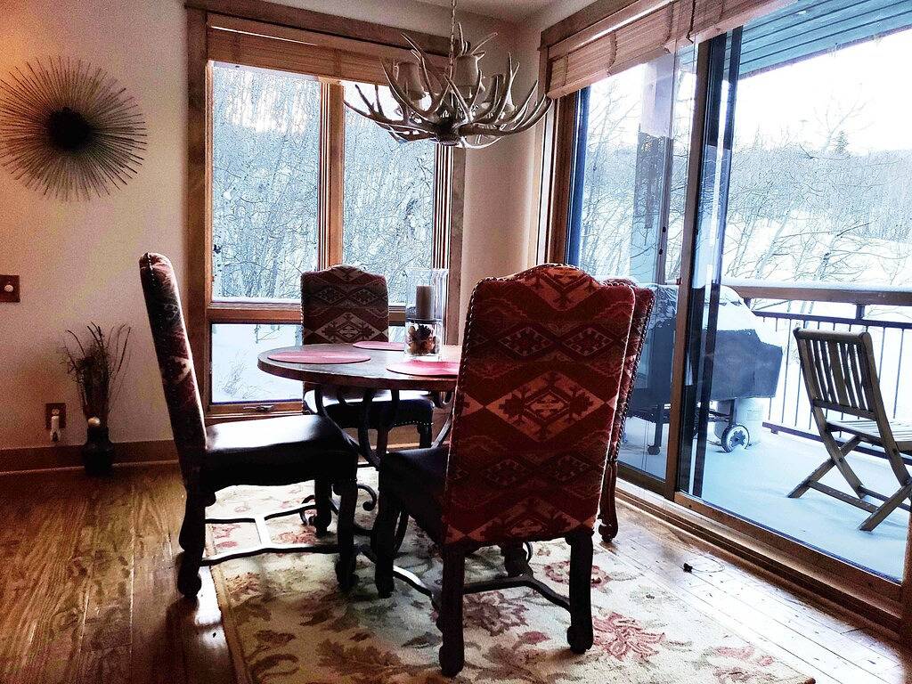 Ganze Wohnung, Ski-In / Out -10% Rabatt Januar Eckterrasse 2Br / 2Bth Deck, Kamin, Garage in Mountain Village, Telluride Ski Resort