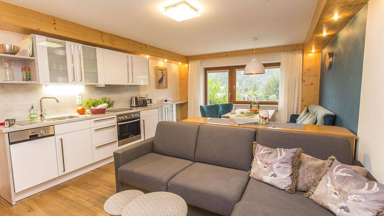 Entire holiday apartment, Ferienwohnung für 3 Personen (27 m²) in Hirschegg (Vorarlberg) in Hirschegg Kleinwalsertal, Mittelberg