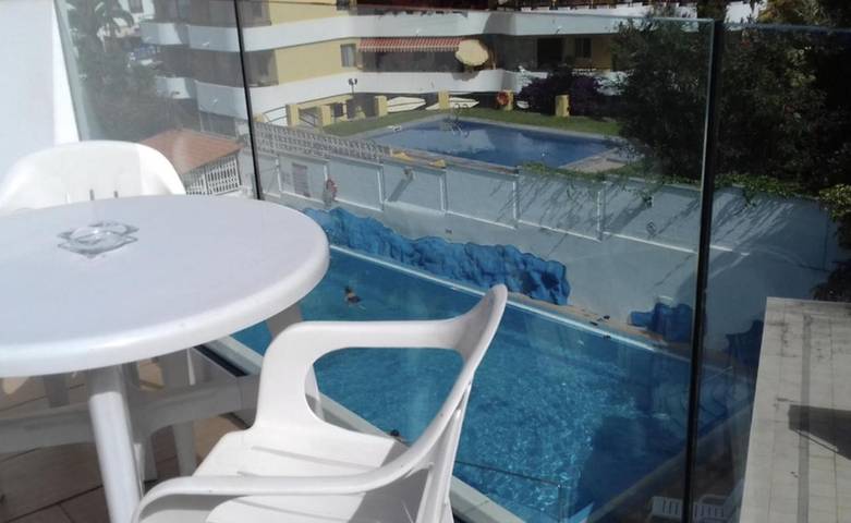 Apartahotel para 2 personas, con piscina y terraza en Tenerife Norte