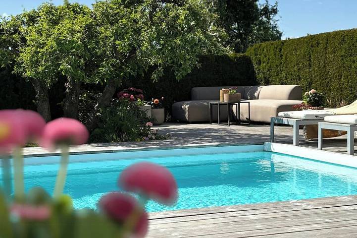 Ferienhaus für 9 Personen, mit Garten und Pool - 1