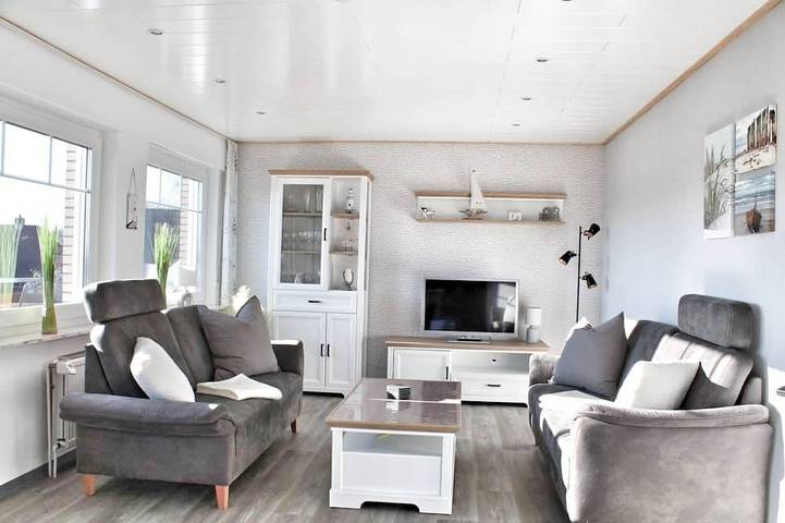 Ferienwohnung für 4 Personen, mit Balkon und Garten in Ostermarsch