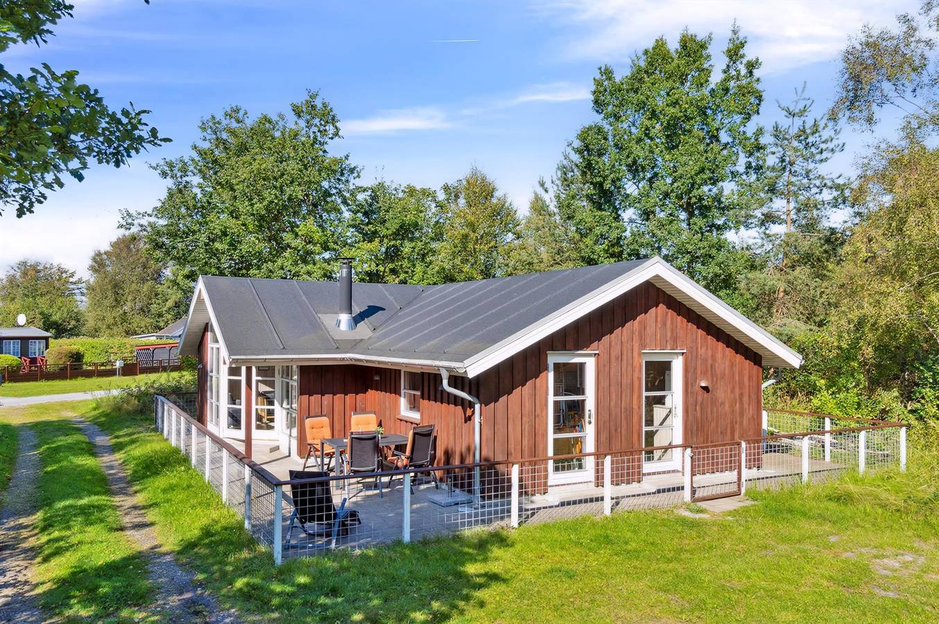 Pet friendly home in Grenaa with Wifi in Grenå Strand, Grenaa