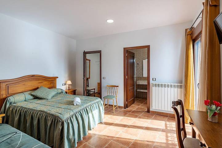 Nice home in Galera with Wifi in La Alquería, Galera