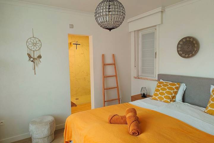 Maison de Marcel - Grande maison familiale avec 4 places de parking gratuites à proximité du centre-ville in Bruges, Flandre-Occidentale