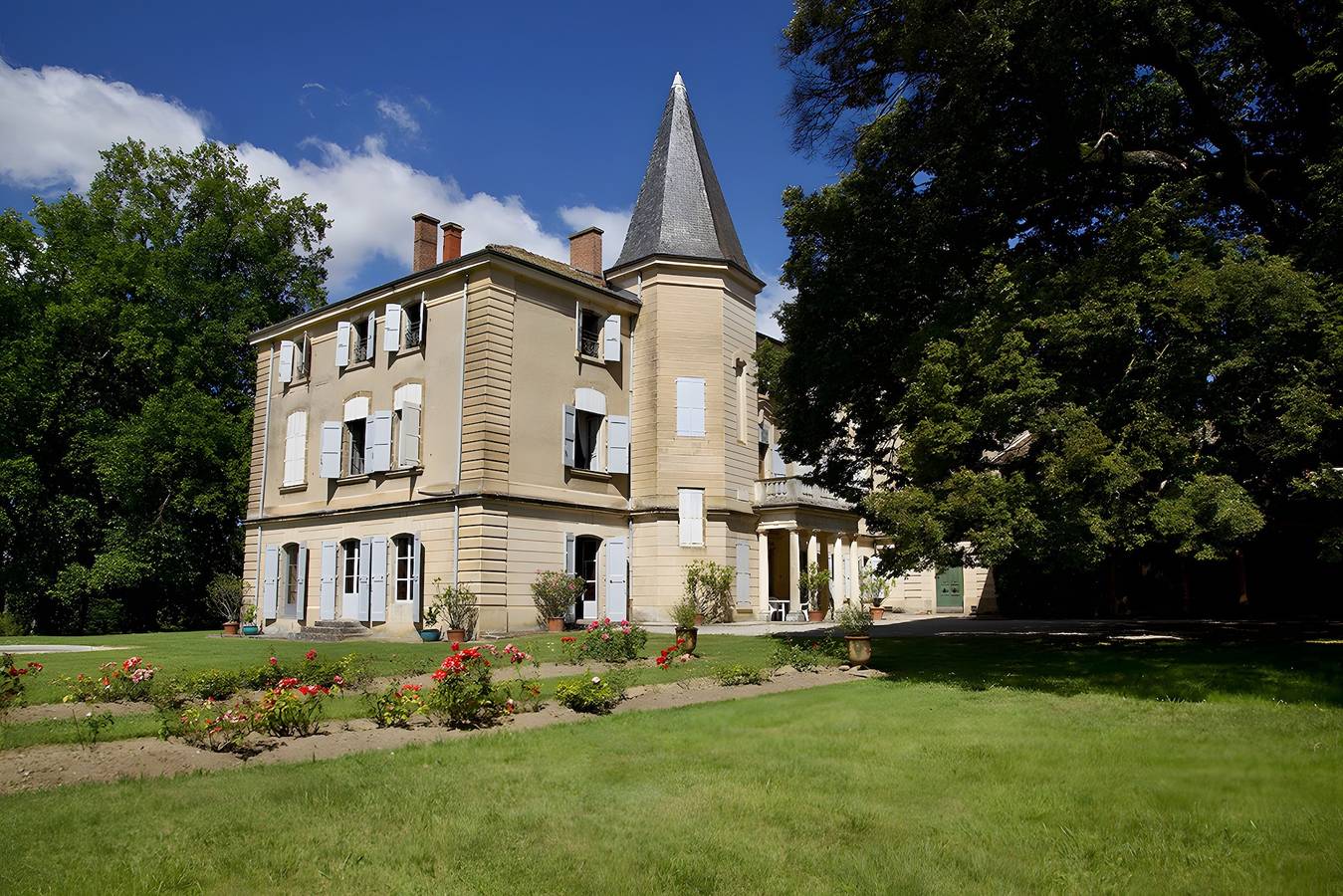 Château « De Barral - Piscine privée » jardin privé et Wi-Fi in Hauterives, Région de Valence