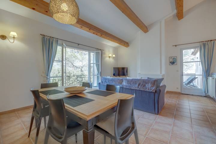 Location de vacances pour 6 personnes, avec balcon et jardin à La Motte - 2