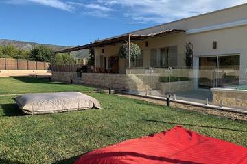 Cottage pour 5 personnes, avec jardin et terrasse à Puyloubier