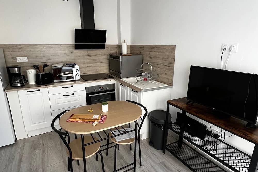 Appartement entier, Appartement calme et pratique in Évaux-les-Bains, Région d'Aubussargues