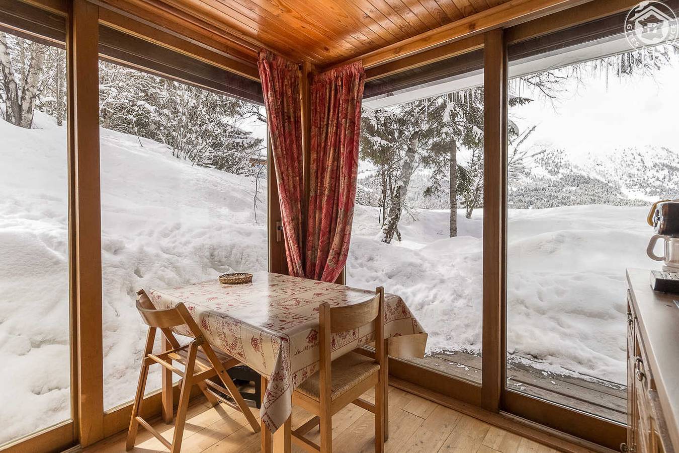Chalet Roc De Tougne in Les Allues, Les Trois Vallées