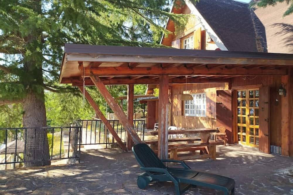 Wooden chalet in Campo di Giove, Majella National Park