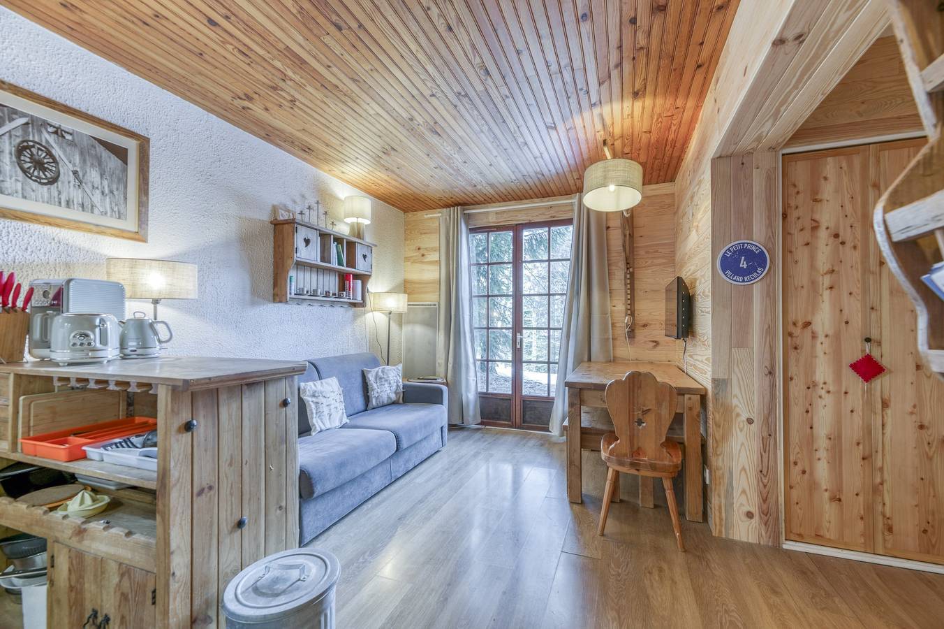 Ganze Wohnung, Ferienwohnung 'Gawal 1' mit Bergblick, privater Terrasse und Wi-Fi in Villard-Reculas, Nationalpark Écrins