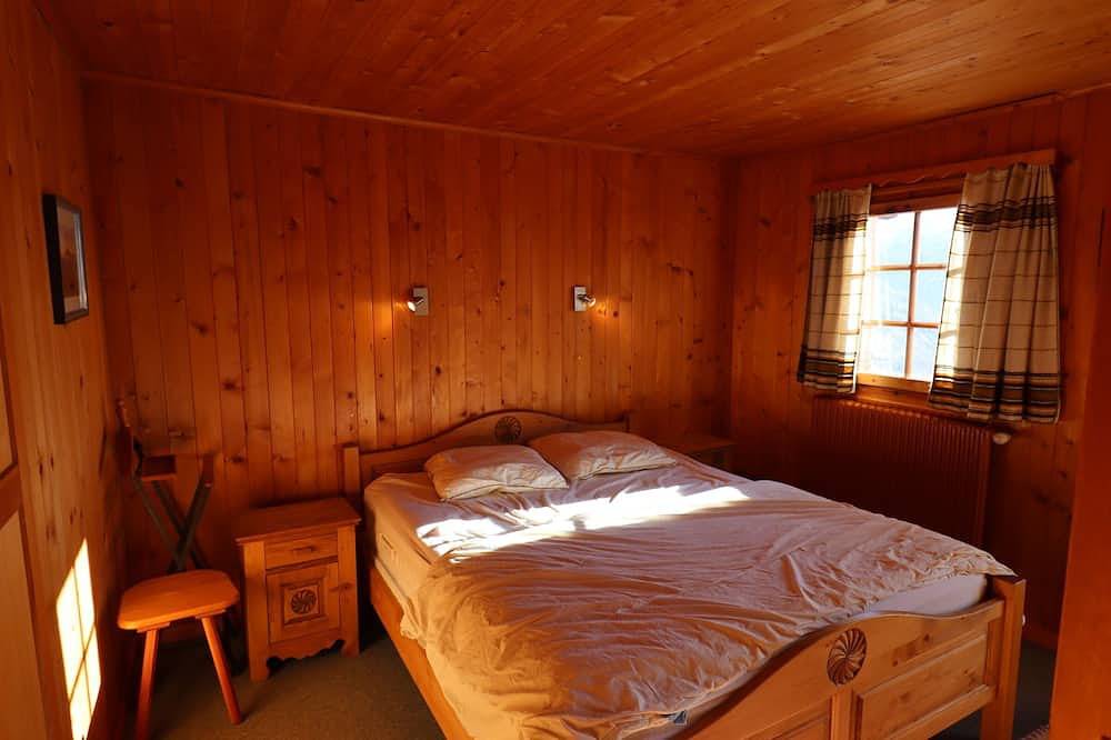 Aussenbereich: 6-Zimmer-Chalet, im Dorfzentrum gelegen, Richtung Chandolin, Südterrasse, für 10 Pers in Saint Luc, Anniviers