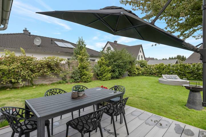 Walk to the Beach – Family-Friendly Home Between Wismar and Boltenhagen, Ev Charger Onsite! in Beckerwitz, Hohenkirchen