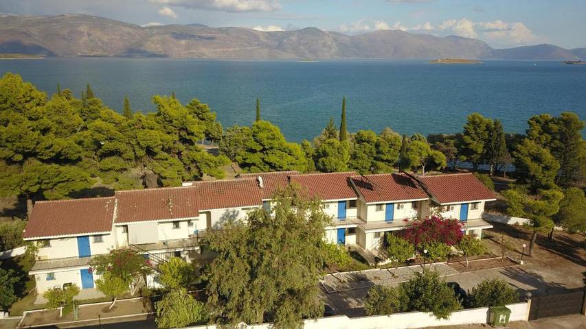 Appart’hôtel pour 4 personnes, avec Balcon et Terrasse ainsi que Jardin et Vue