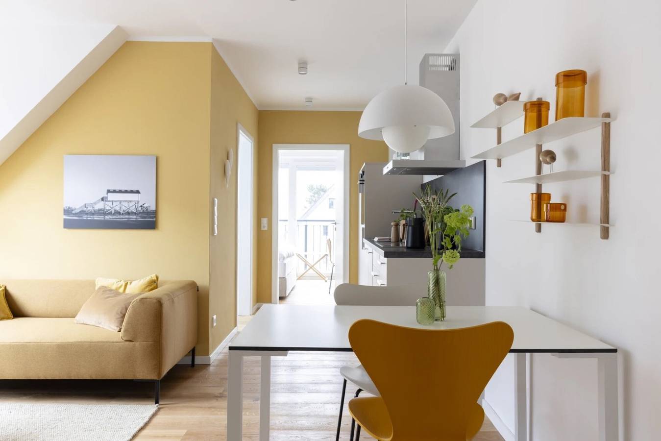 Entire apartment, Apartment 'Strandroggen' with Balcony and Wi-Fi in St. Peter-Bad, St. Peter-Ording