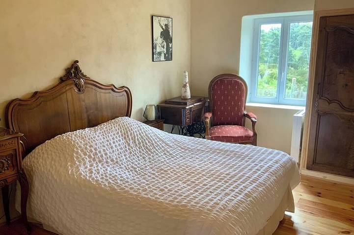 Location de vacances pour 8 personnes, avec jardin à Saint-Sauveur-de-Peyre - 2