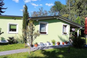 Ferienwohnung für 3 Personen, mit Terrasse in Struppen