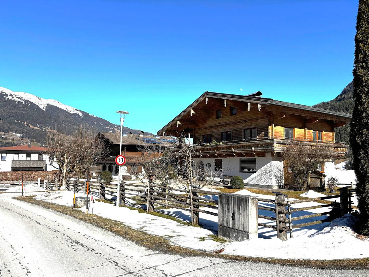Ganze Wohnung, Apartment in ruhiger Lage und schöner Aussicht in Hohe Tauern, Neukirchen am Großvenediger