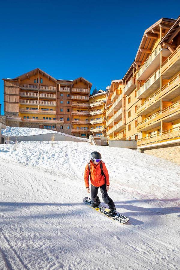 Appart’hôtel pour 6 personnes, avec Balcon ainsi que Piscine et Sauna