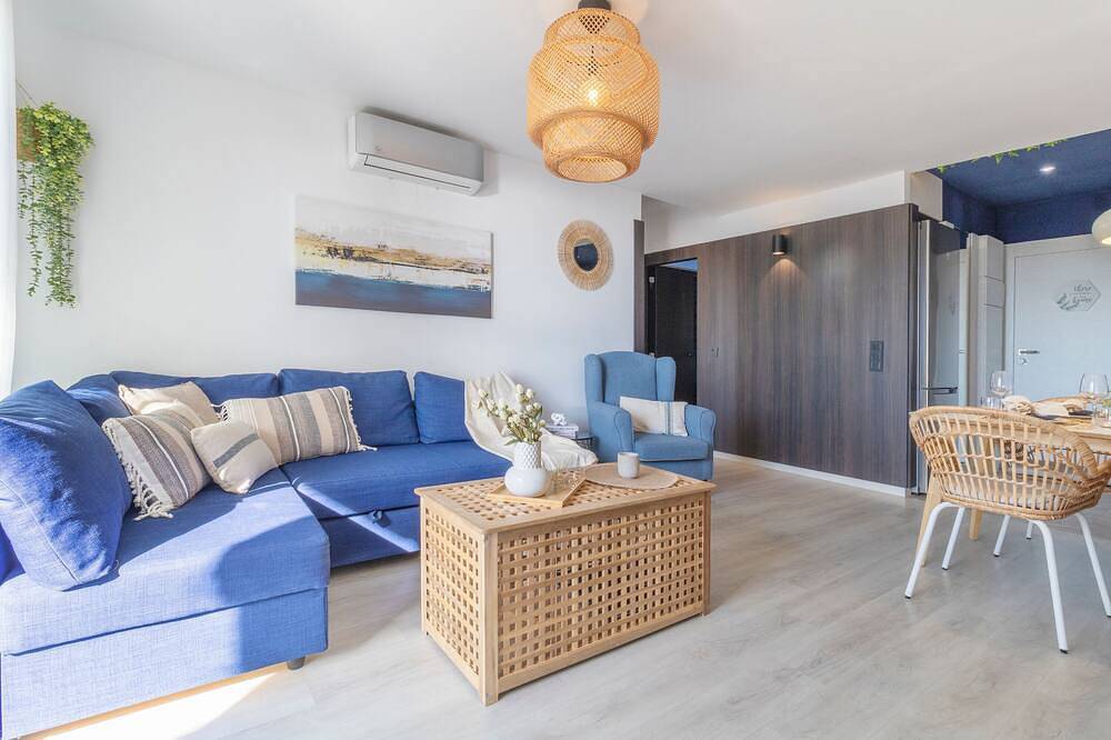 Appartamento intero, 2 bedroom apartment with terrace and sea views in Roquetas de Mar, Costa de Almeria