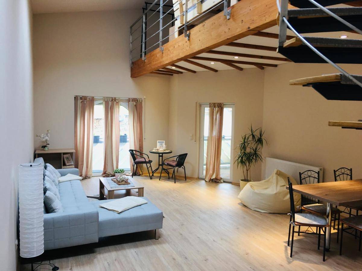 Ganze Wohnung, Two-Bedroom Apartment in Acht, Osteifel