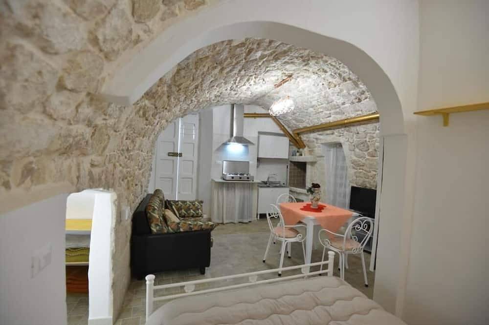 Entire apartment, B&B Casavacanze Chiesa Madre - Studio Apartment in Carovigno, Salento