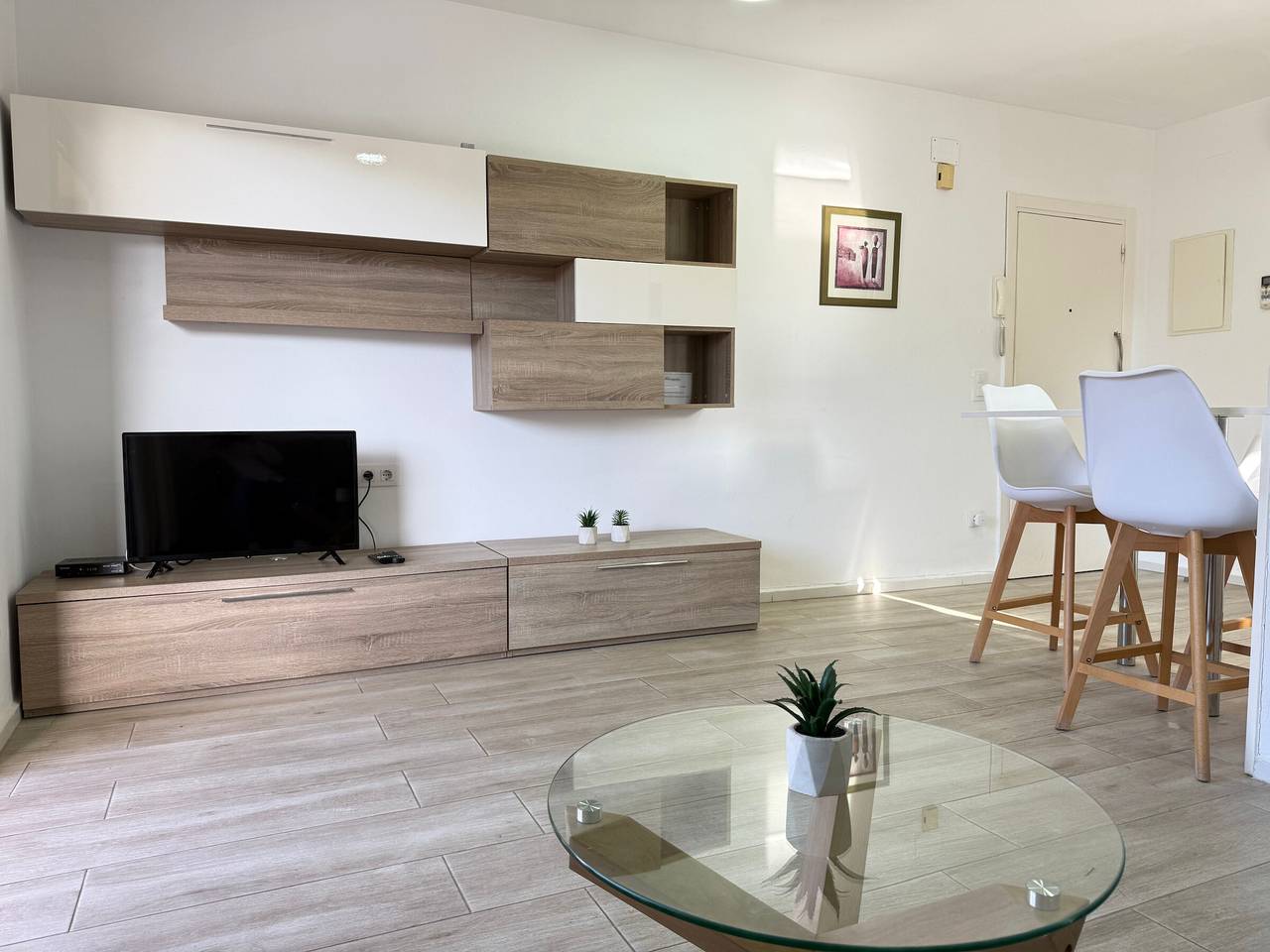 Entire apartment, Apartment in Roses, near beach, amenities on foot in Platja de Sant Margarida (Roses), Roses