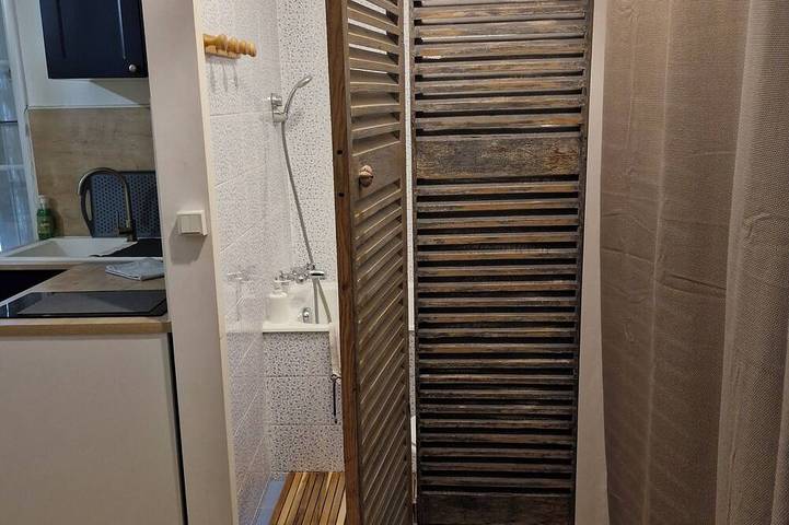 Entire apartment, Charming gîte Drôme Provençale in Roynac, Nyons region