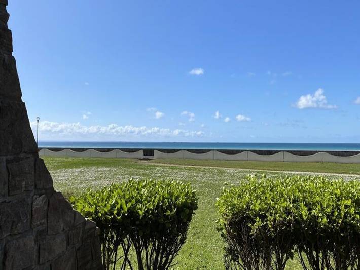 Gîte pour 4 personnes, avec terrasse, adapté aux familles dans Plage Caroual - 2
