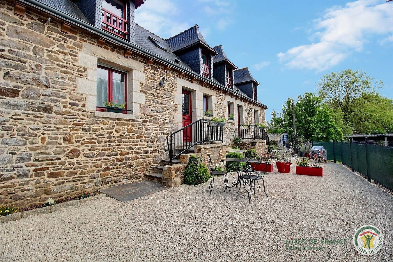 Pierres de Lin in Plouézec, Côte de Goëlo