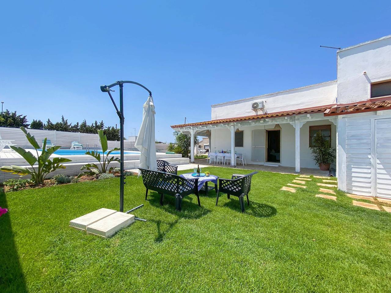 Ferienhaus für 11 Personen mit Garten in Porto Cesareo, Golf von Tarent