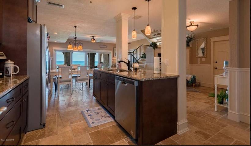Vacation rental for 6 people, with pool and balcony in Brevard County