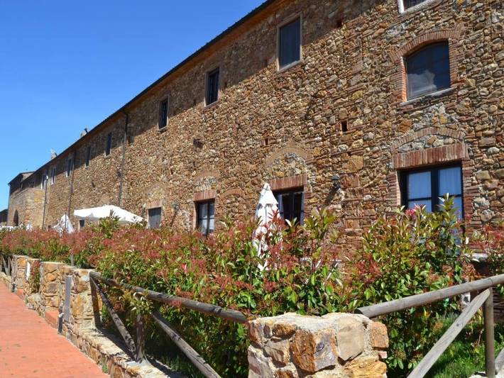 Ferienwohnung für 3 Personen, mit Garten und Pool