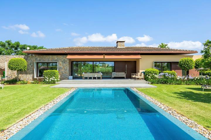 Landhaus 'S'Hort' mit Bergblick, WLAN und Klimaanlage in Muro, Mallorca Norden