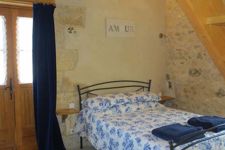 Gîte pour 4 personnes, avec jardin et terrasse, animaux acceptés à Lanquais - 2