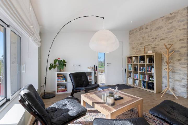 Chambre d'hôtes À L'orée Des Bois « Chambre Maritxu » avec terrasse privée, jardin commun et Wi-Fi in La Gaubretière, Vallée de la Loire