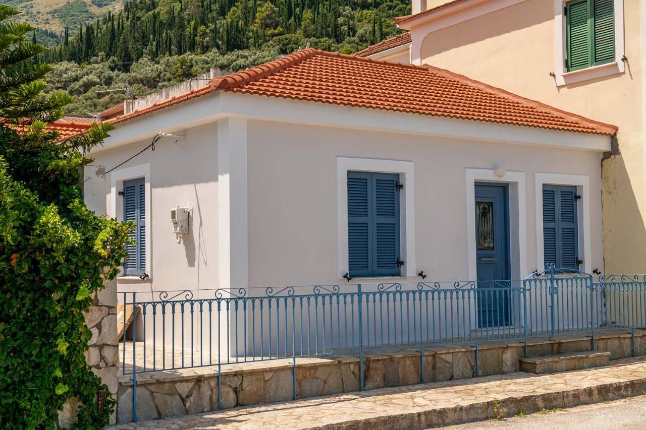 Cottage on the Sea in Βαθύ, Ιθάκη