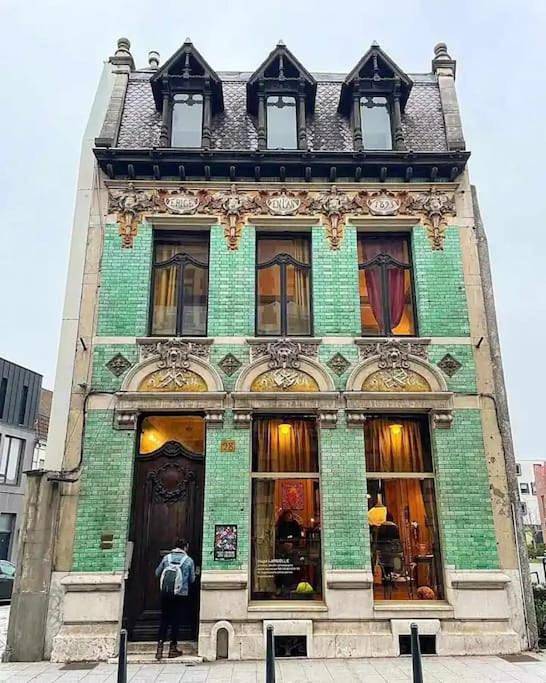 Appartement entier, Maison Verte, Monument Historique in Roubaix, Région de Lille