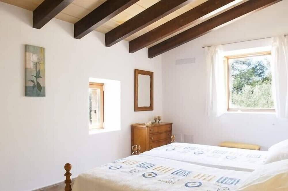 Encantadora casa de campo con mucha luz, zona tranquila, recién reconstruido in s'Horta, Felanitx