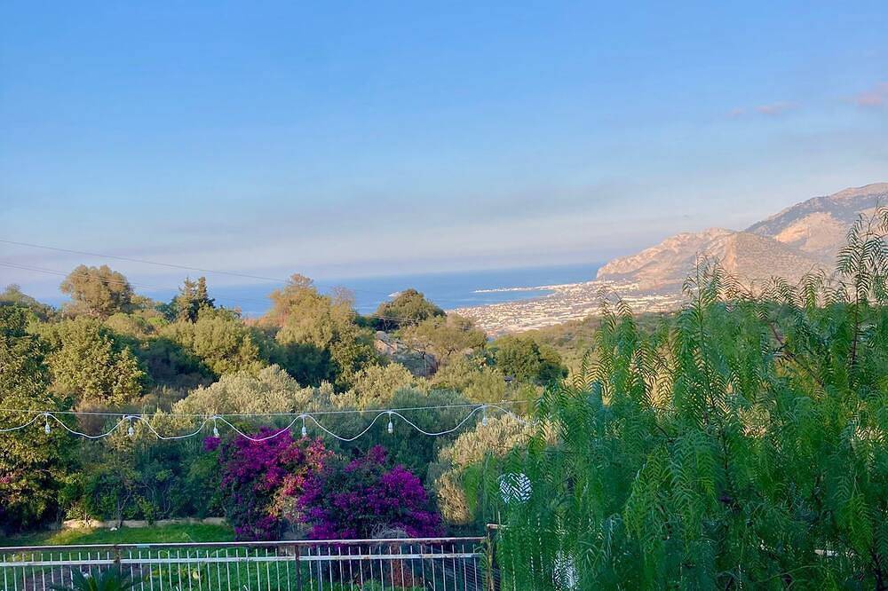 Villa Panoramica In Montagna in Carini, Palermo Province