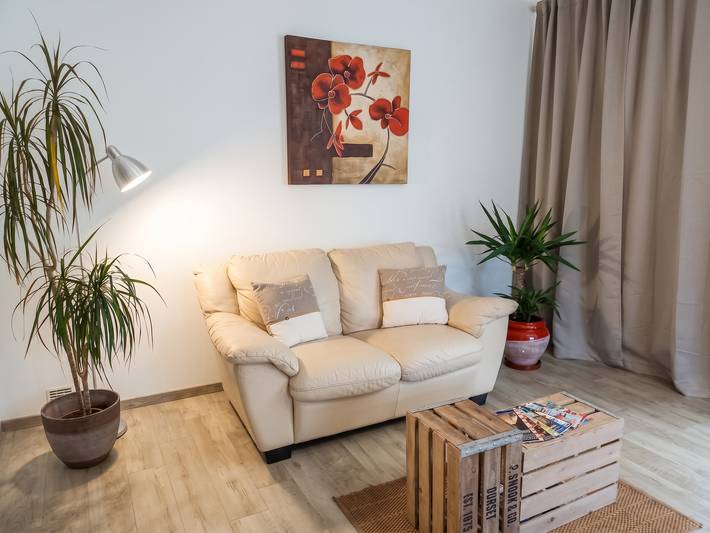 Ganze Wohnung, Charmante Wohnung mit Pool - Salon-de-Provence - 48m² in Salon-de-Provence, Mittelmeerküste (Frankreich)