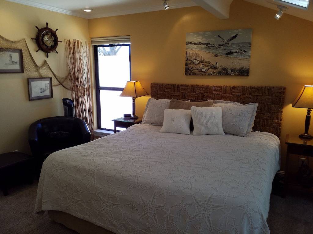 Ganze Wohnung, Atemberaubende und komplett renovierte Eigentumswohnung am Strand in Cayucos, San Luis Obispo County