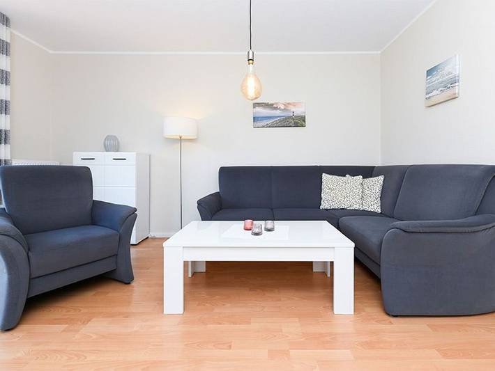 Ferienwohnung für 5 Personen, mit Terrasse und Garten, kinderfreundlich in Neuharlingersiel - 3