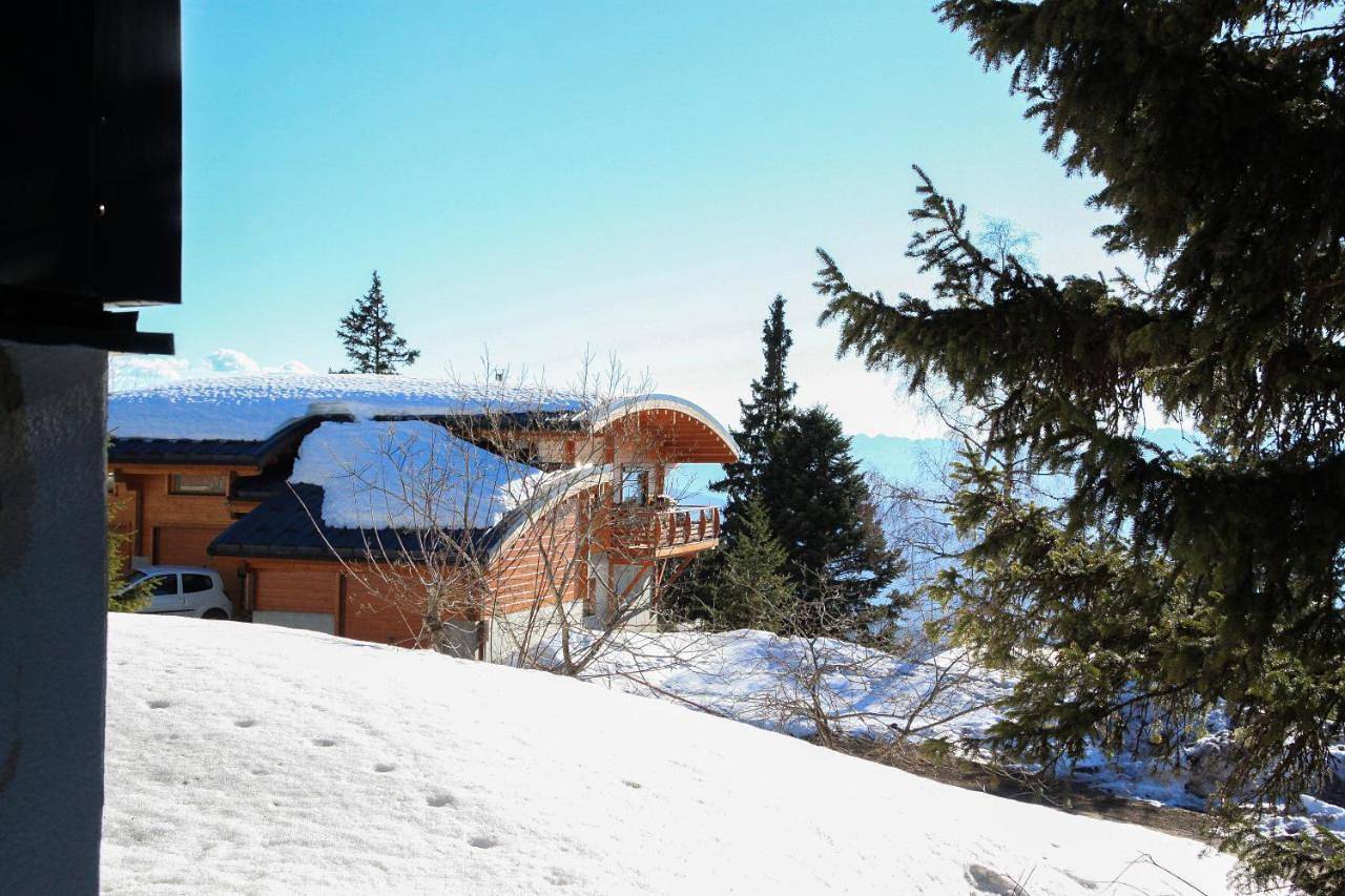 Superior Chalet in Chamrousse, Parc national des Écrins
