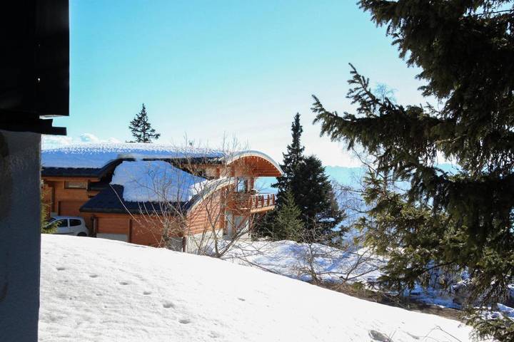 Chalet pour 36 personnes, avec vue et terrasse à Chamrousse