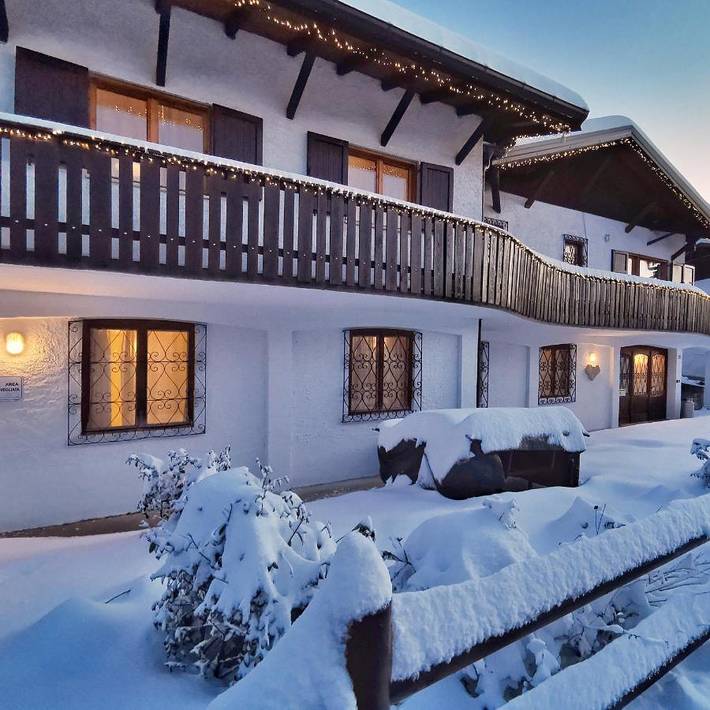 Casa vacanza per 8 persone, con panorama e giardino, con animali domestici a Brentonico